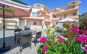 Rani Apartments
